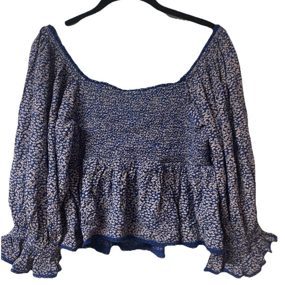 NWT Free People Women's Brittnee Printed Top in Blue Combo Ditzy floral Size M - Picture 3 of 11